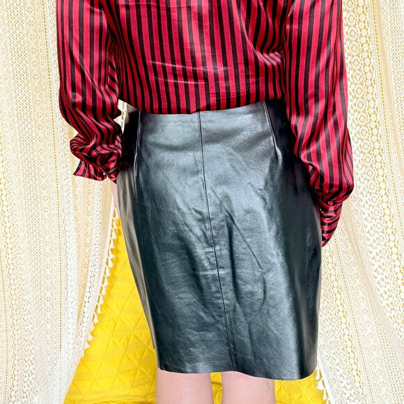 Vintage 1980s Finity Genuine Leather Black Mini Skirt Size 14 - Picture 4 of 13